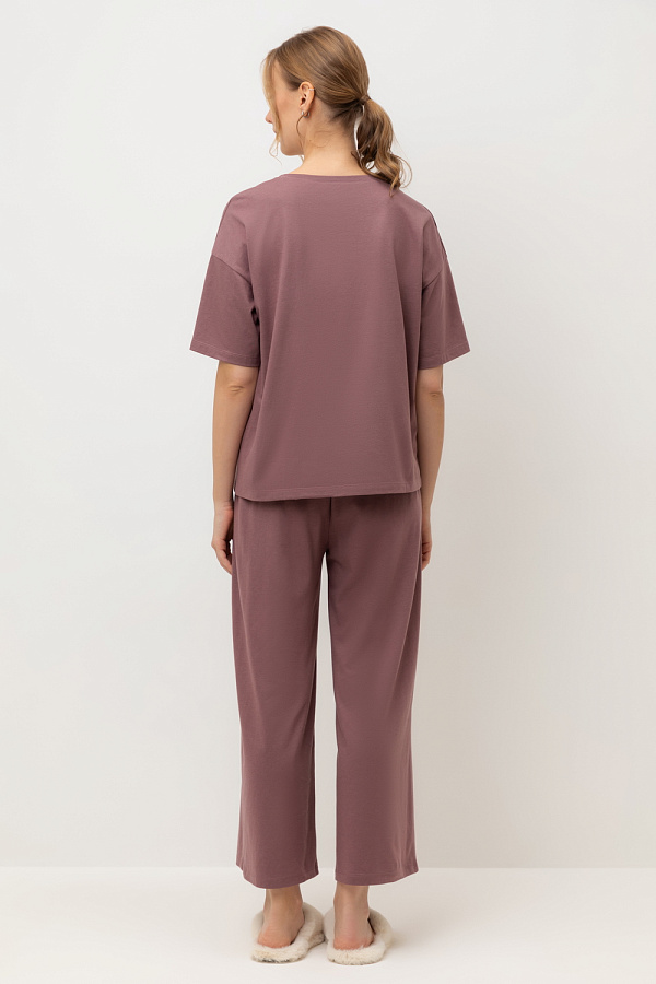 картинка Комплект футболка и брюки из хлопка с модалом от магазина Одежда+