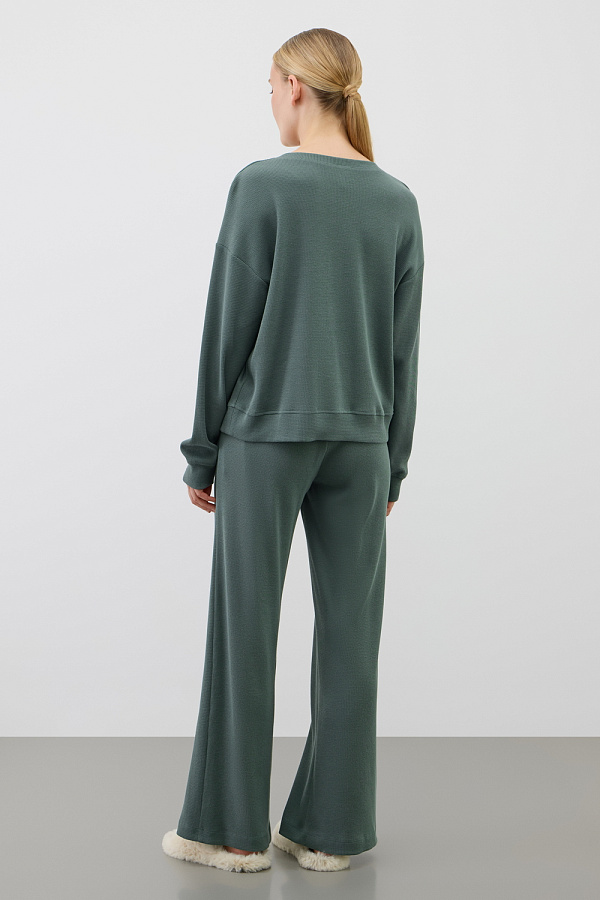 картинка Комлпект джемпер и брюки из объемного трикотажа от магазина Одежда+