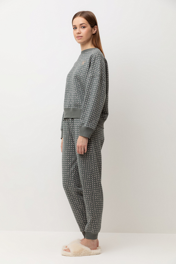 картинка Комплект толстовка и брюки из футера от магазина Одежда+