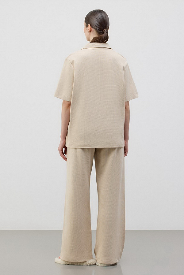 картинка Комплект рубашка и брюки из вафельного хлопка от магазина Одежда+