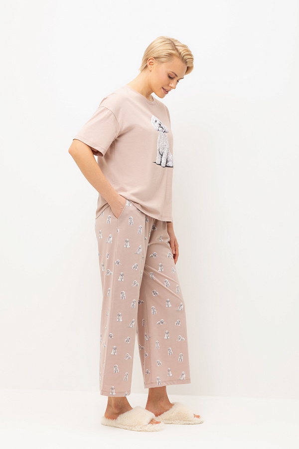 картинка Комплект футболка и брюки из хлопка от магазина Одежда+