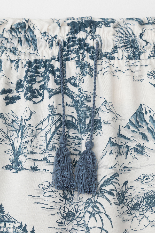 картинка Комплект с топом и шортами из хлопка с модалом от магазина Одежда+