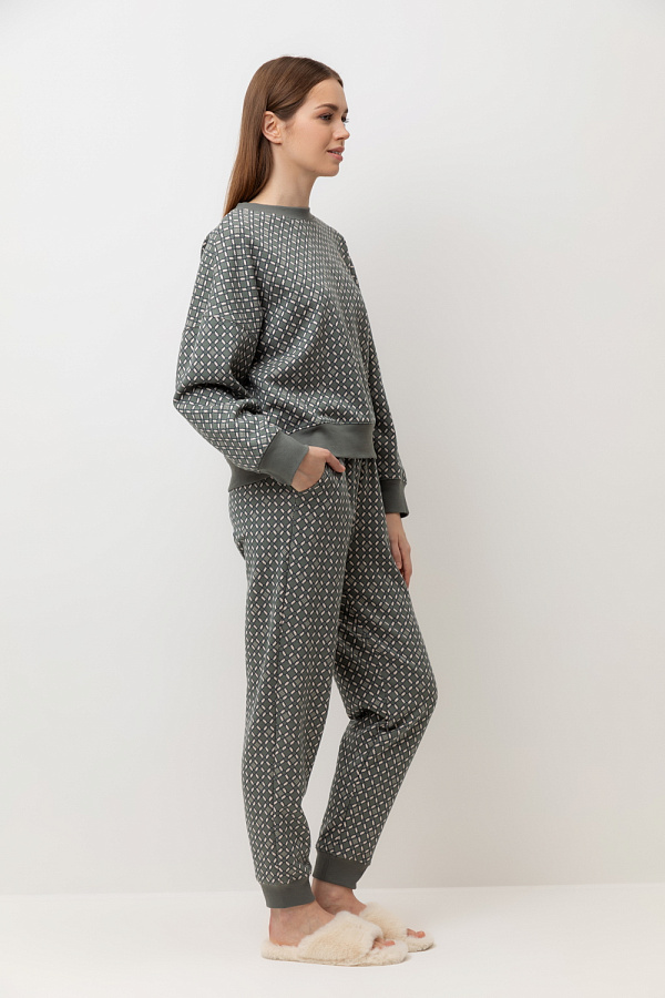 картинка Комплект толстовка и брюки из футера от магазина Одежда+