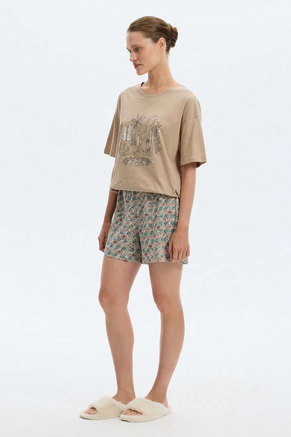 картинка Комплект с футболкой и шортами  из 100% хлопка от магазина Одежда+