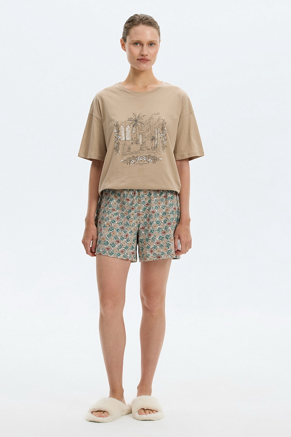 картинка Комплект с футболкой и шортами  из 100% хлопка от магазина Одежда+