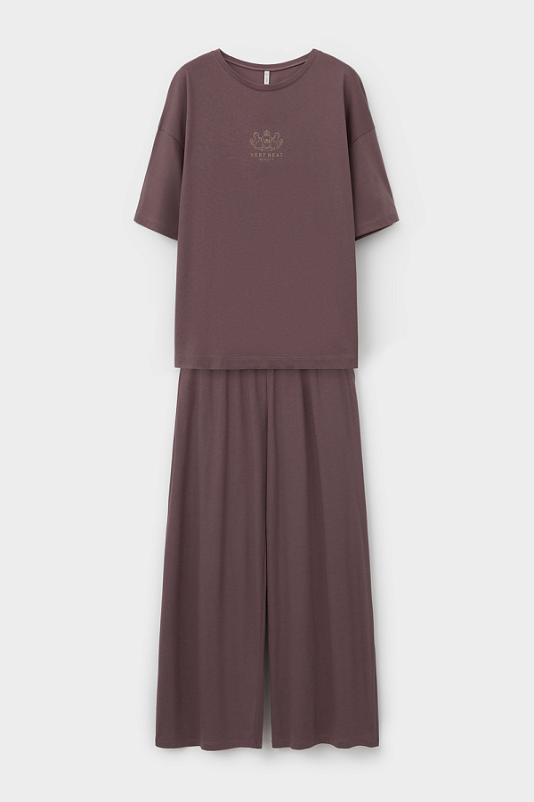 картинка Комплект футболка и брюки из хлопка с модалом от магазина Одежда+