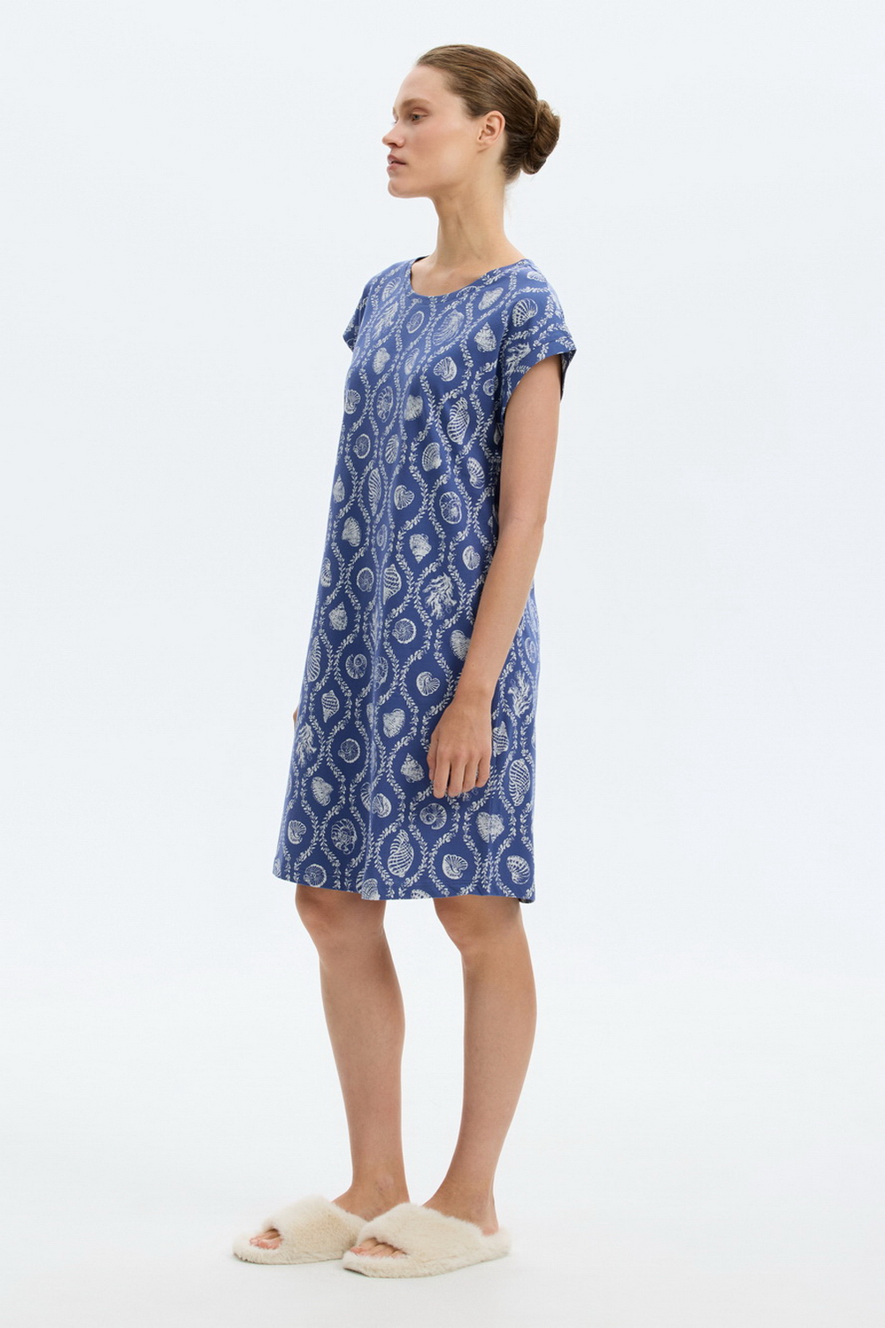 картинка Удлиненная футболка из 100% хлопка от магазина Одежда+