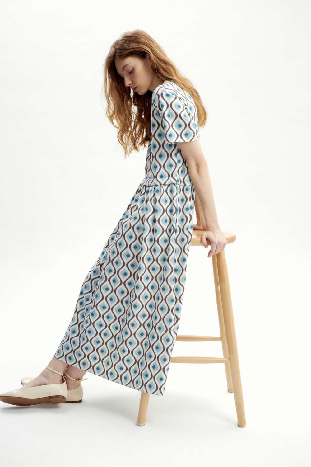 картинка Платье со сборкой на талии от магазина Одежда+