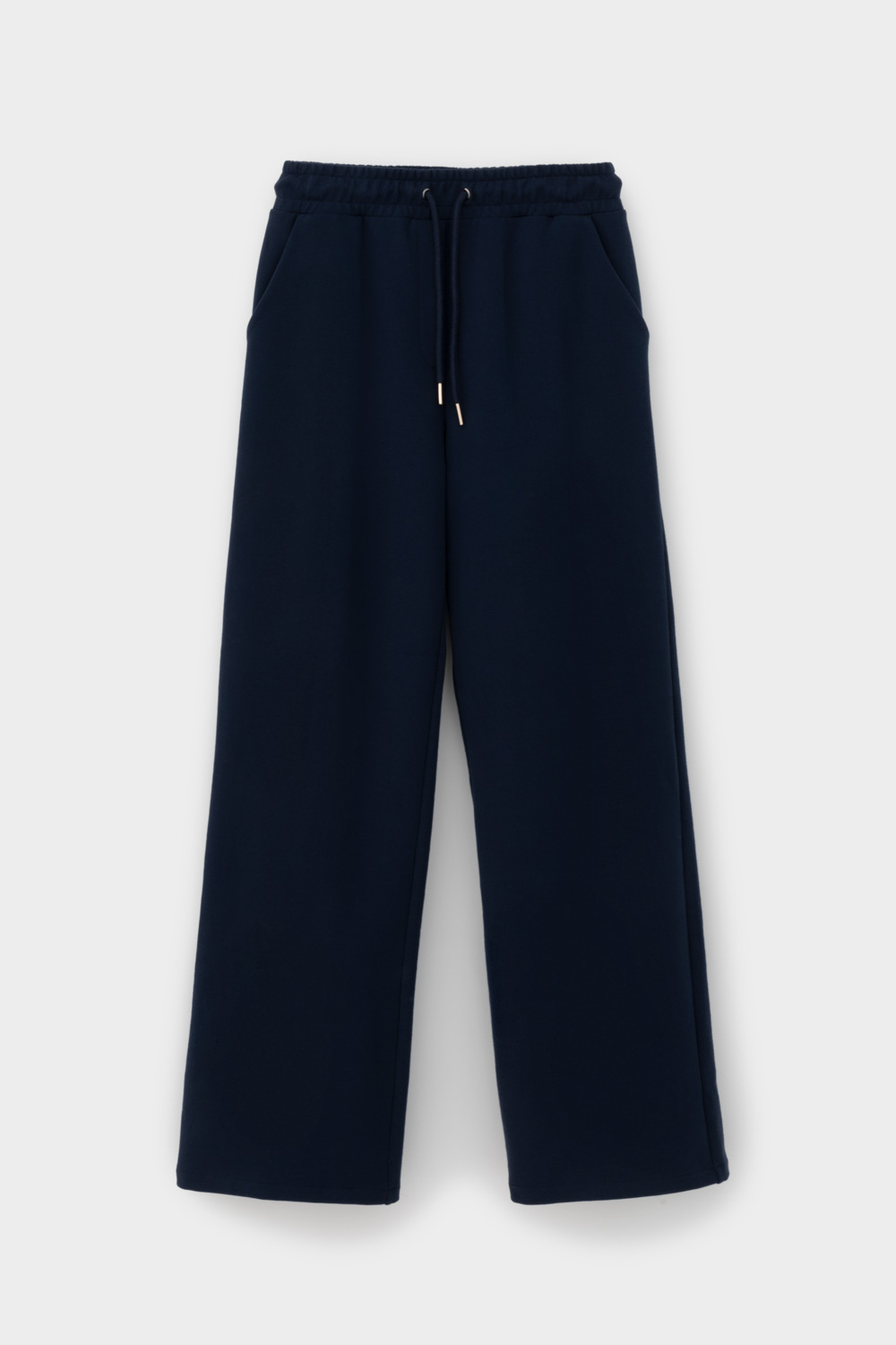 картинка Трикотажные брюки из высококачественного гребенного футера с эластаном от магазина Одежда+