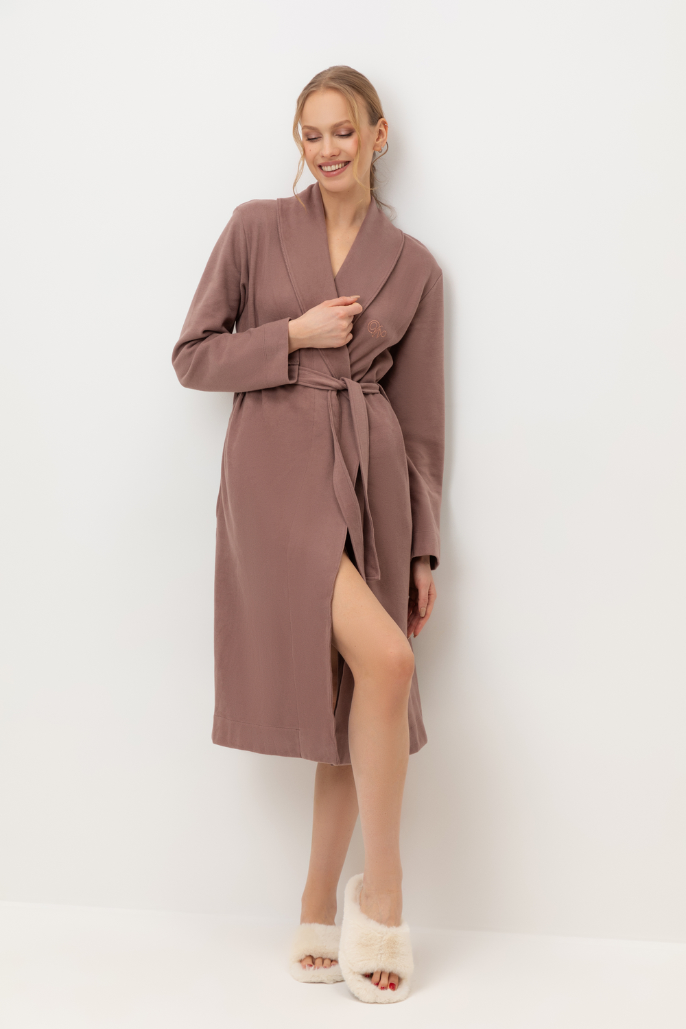 картинка Халат из 100% хлопка с пич эффектом от магазина Одежда+