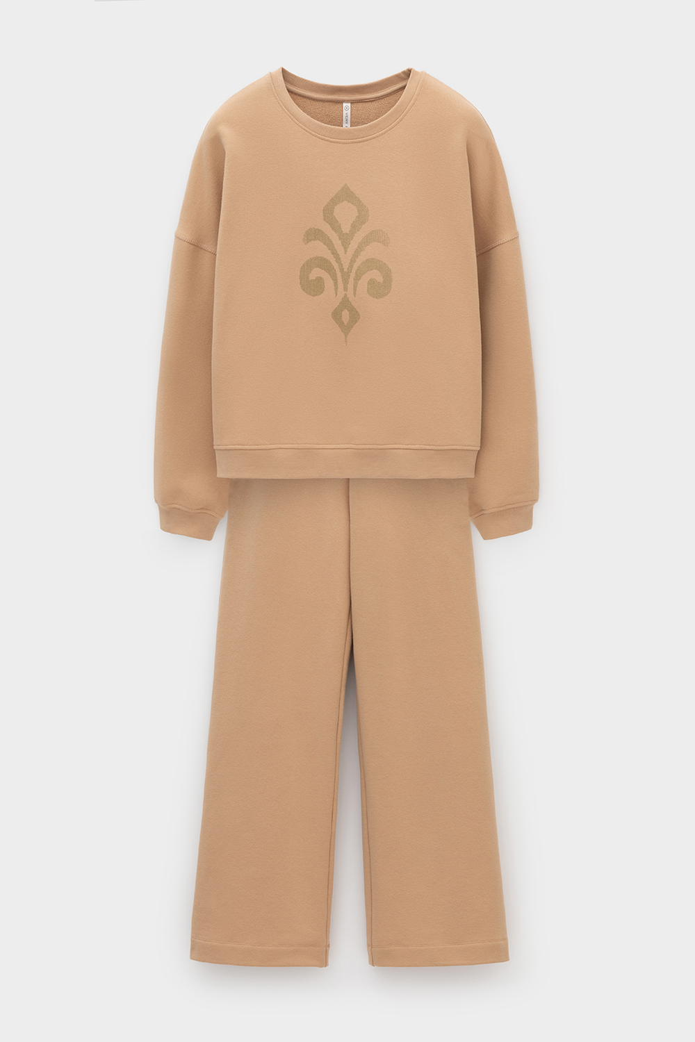 картинка Комплект толстовка и брюки из футера от магазина Одежда+