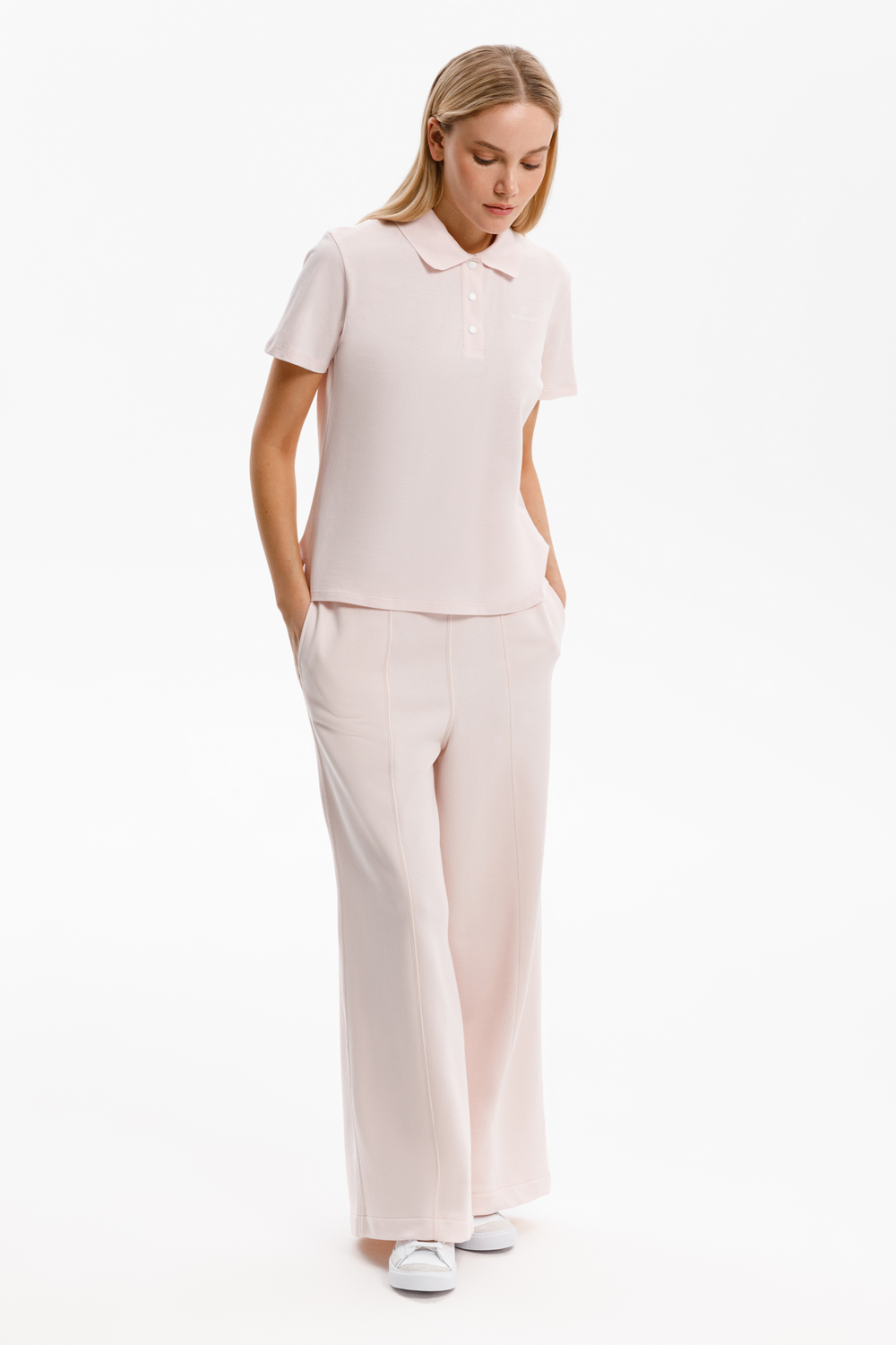 картинка Брюки со стрелками из мягкого двухцветного футера от магазина Одежда+