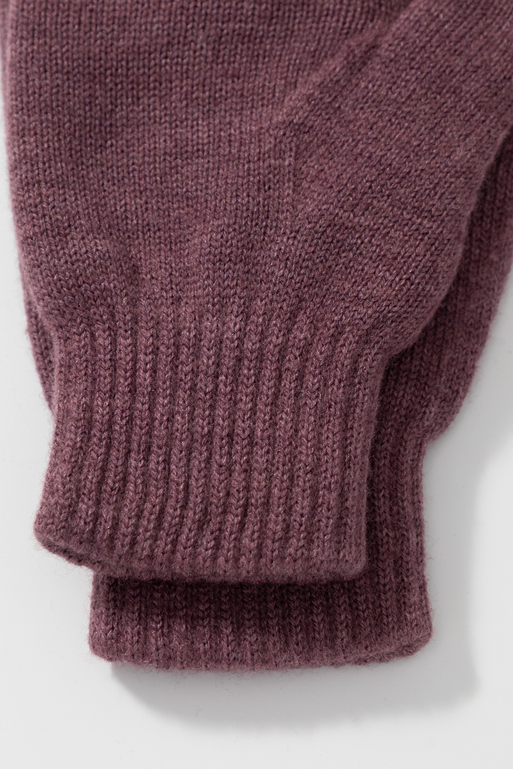 картинка Варежки вязаные от магазина Одежда+