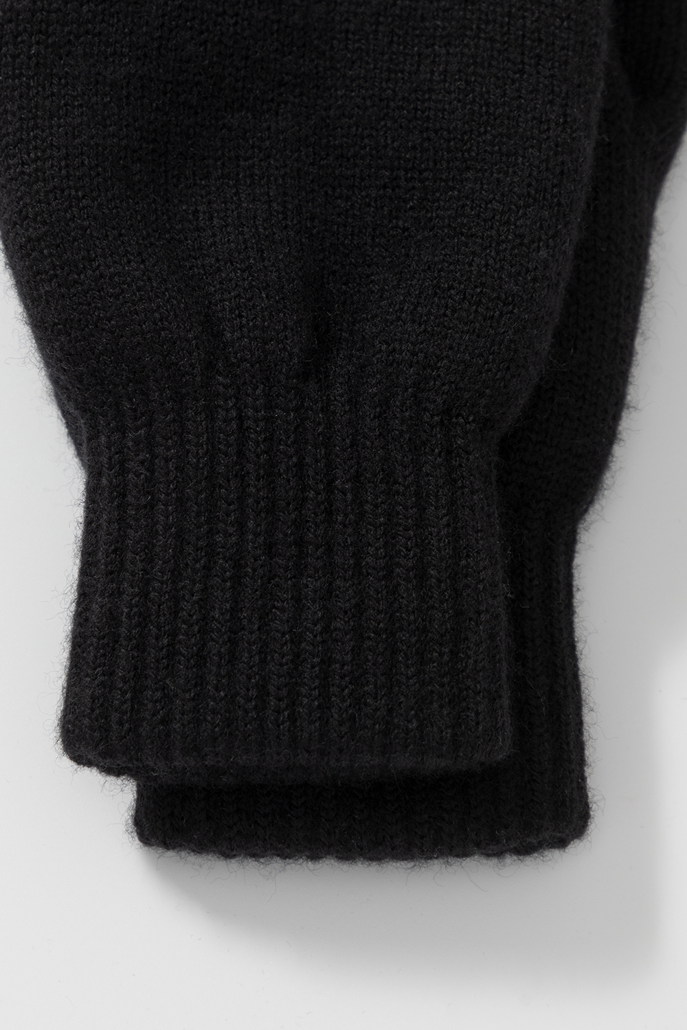 картинка Перчатки вязаные из полушерсти от магазина Одежда+