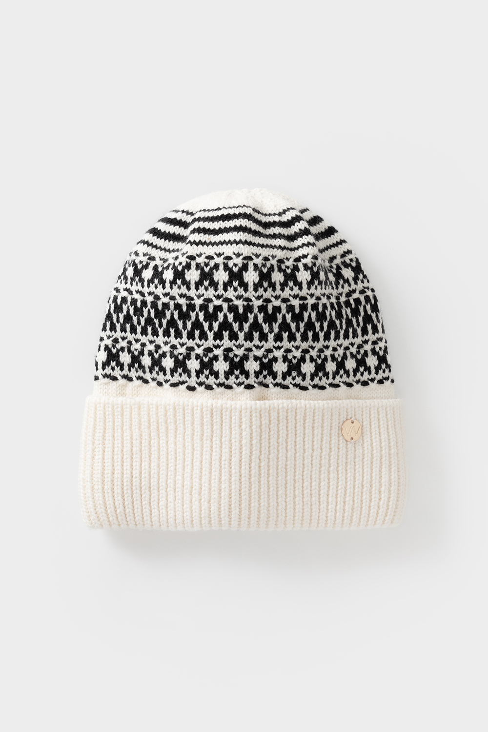 картинка Шапка вязаная от магазина Одежда+