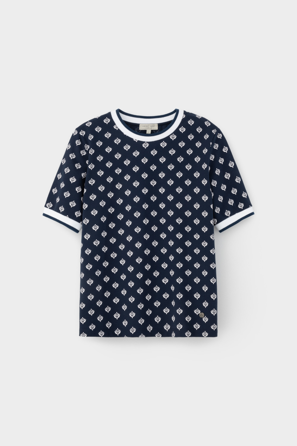 картинка Футболка с контрастными деталями от магазина Одежда+