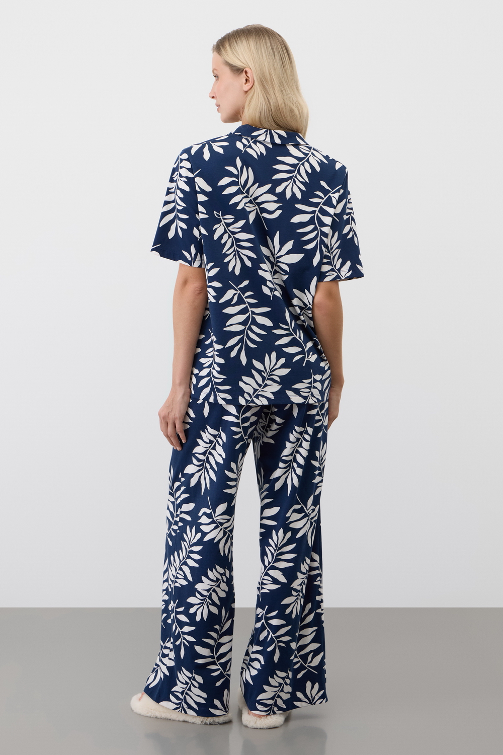 картинка Комплект рубашка и брюки из 100% хлопка от магазина Одежда+