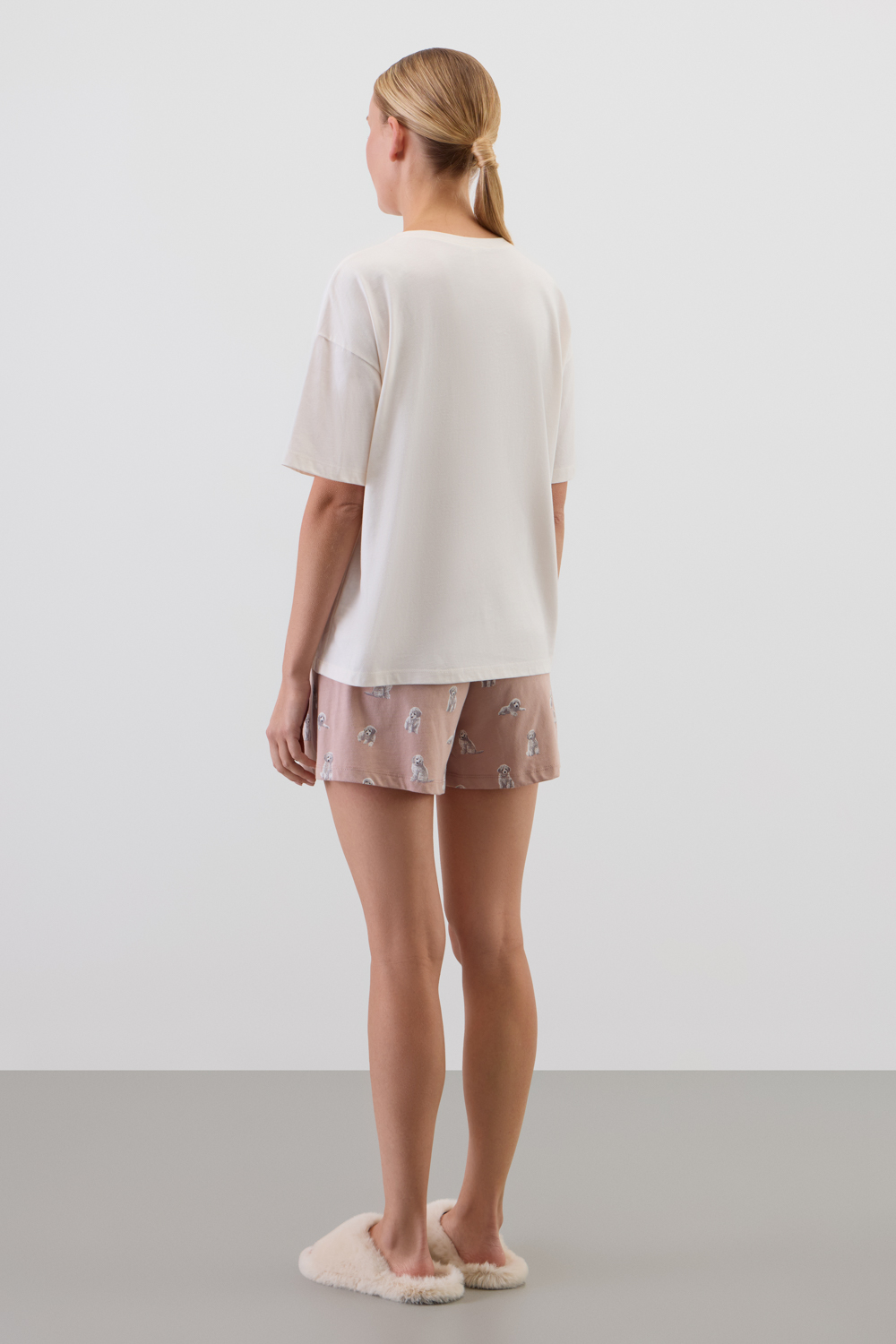 картинка Комплект с футболкой и шортами  из 100% хлопка от магазина Одежда+