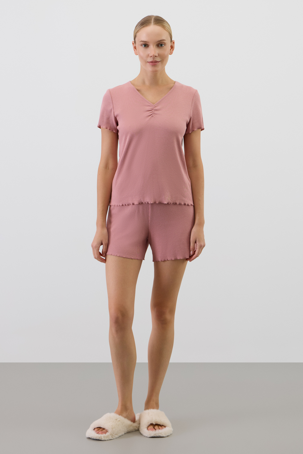 картинка Комплект из нежного хлопкового трикотажа в рубчик от магазина Одежда+