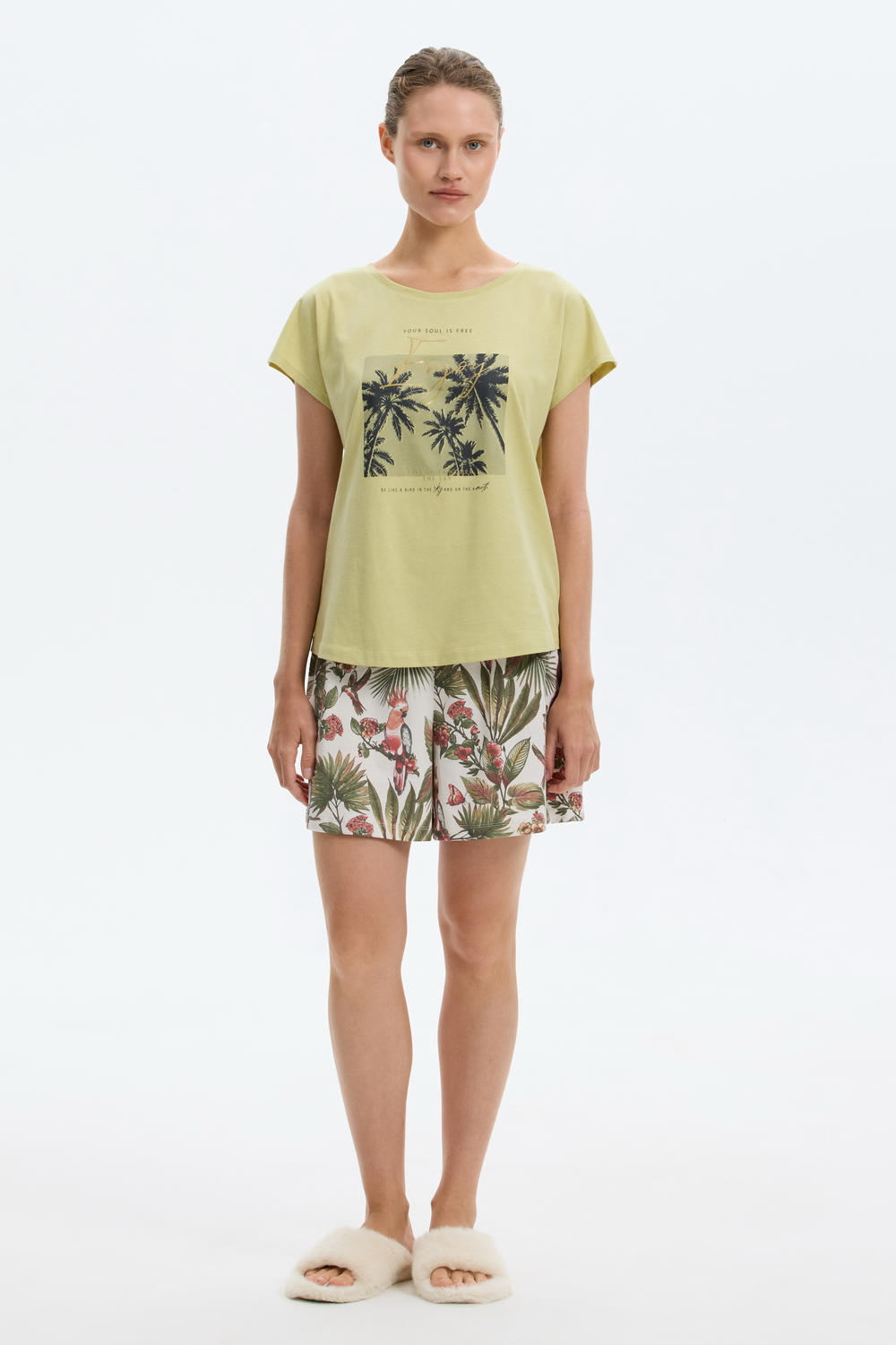 картинка Комплект футболка и шорты из 100% хлопка от магазина Одежда+