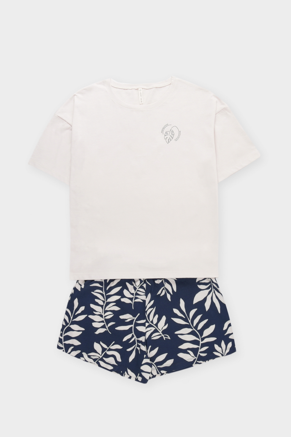 картинка Комплект с футболкой и шортами  из 100% хлопка от магазина Одежда+