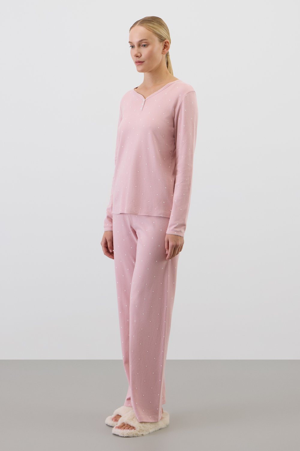 картинка Комплект лонгслив и брюки из гребенного хлопка от магазина Одежда+