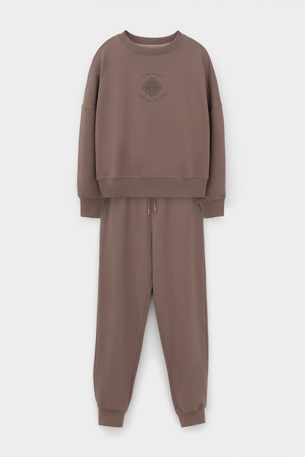 картинка Комплект толстовка и брюки из футера от магазина Одежда+