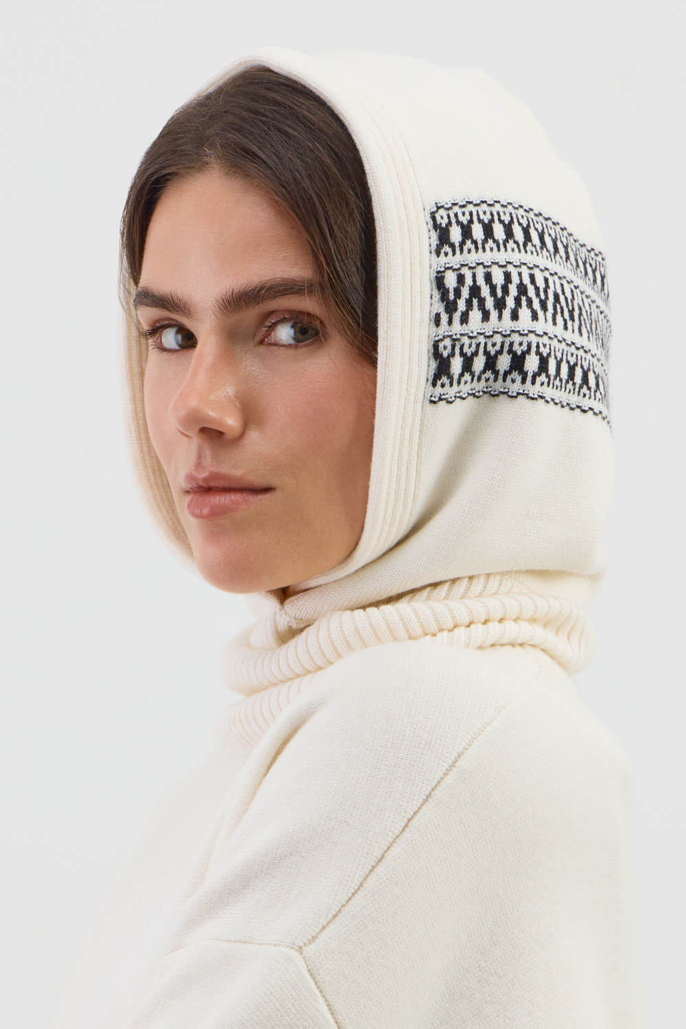 картинка Вязаный капор от магазина Одежда+