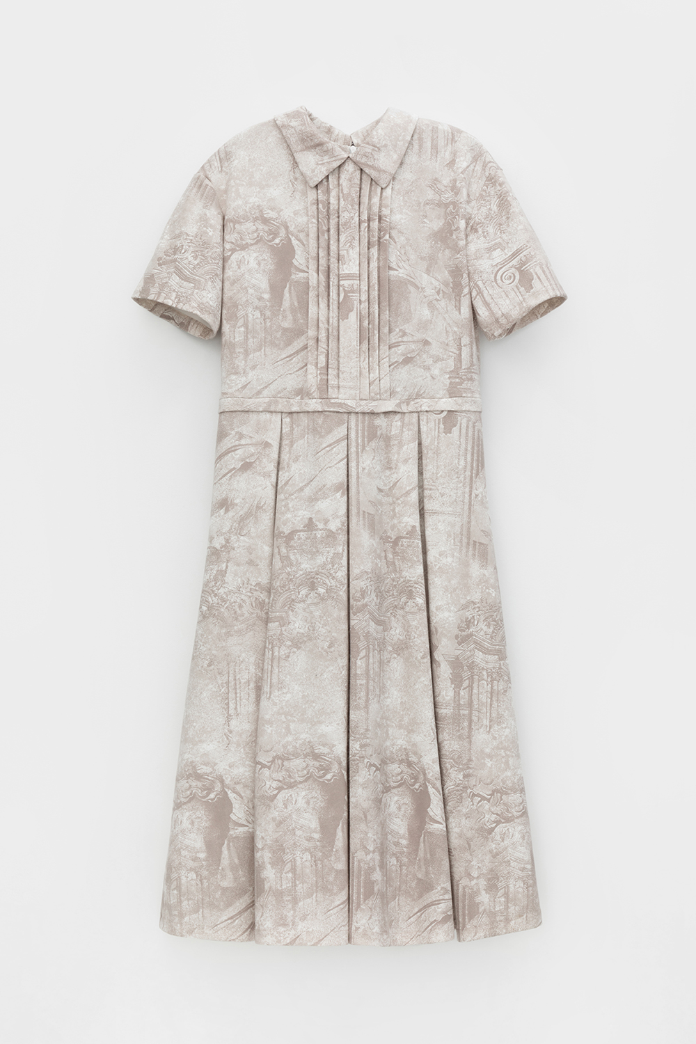 картинка Женское платье с воротником из гладкого плотного трикотажа от магазина Одежда+