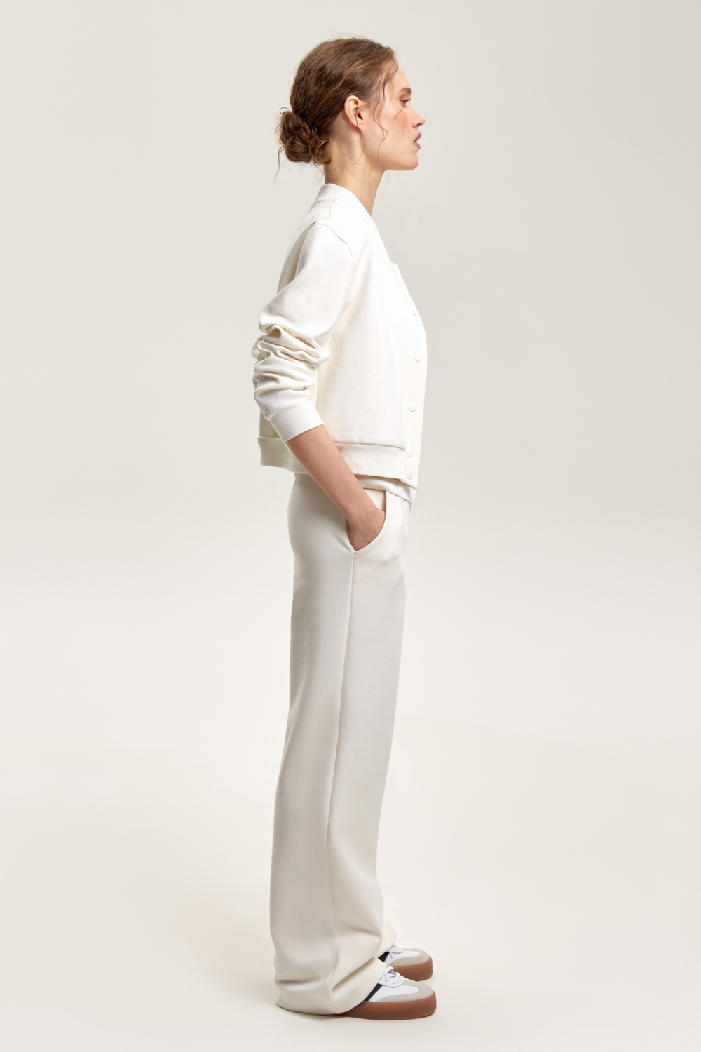 картинка Укороченный жакет из премиального трикотажа со спандексом от магазина Одежда+