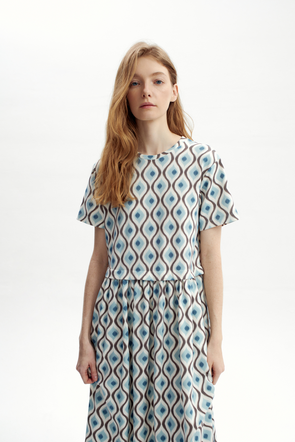 картинка Платье со сборкой на талии от магазина Одежда+