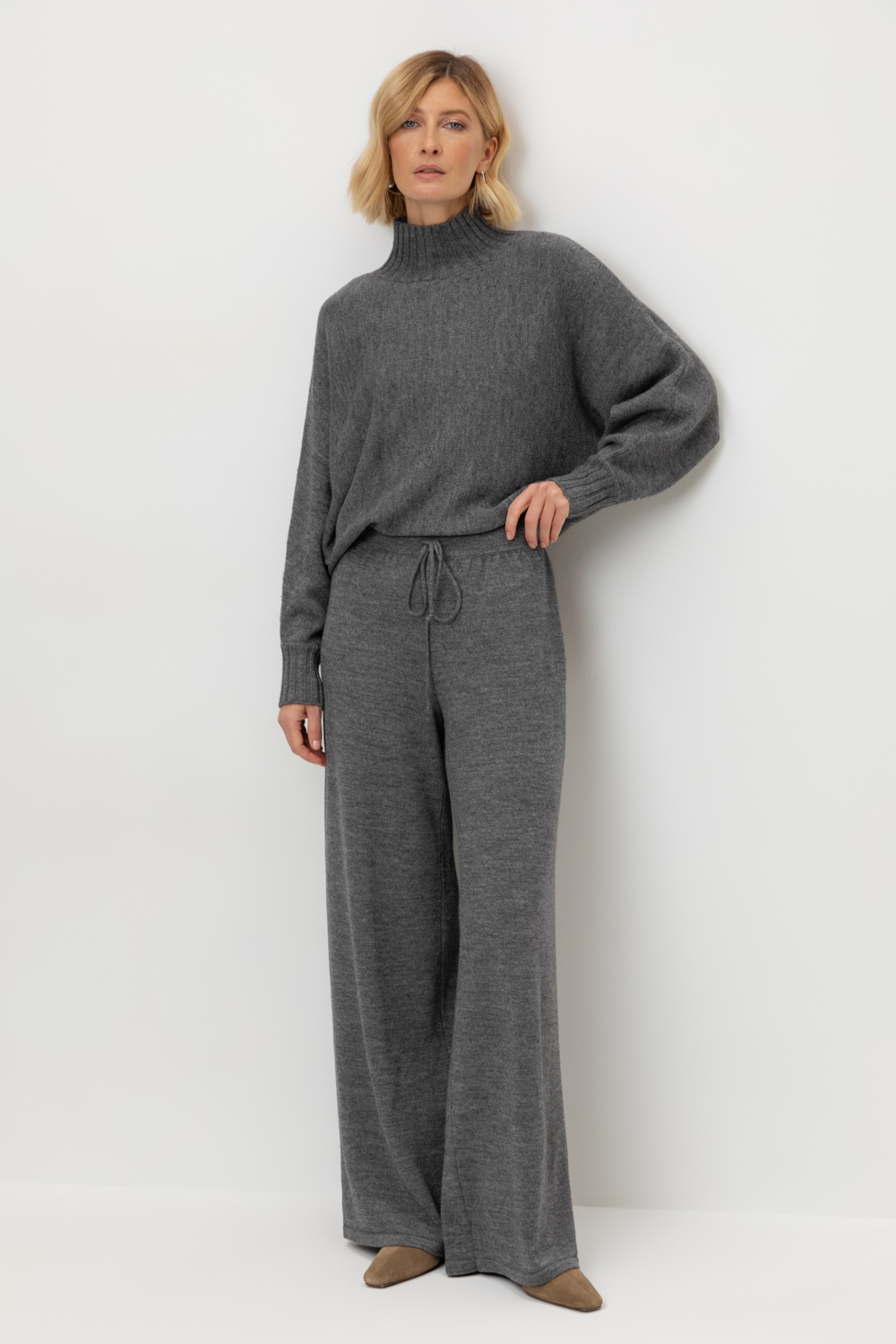 картинка Широкие брюки из итальянской шерсти от магазина Одежда+