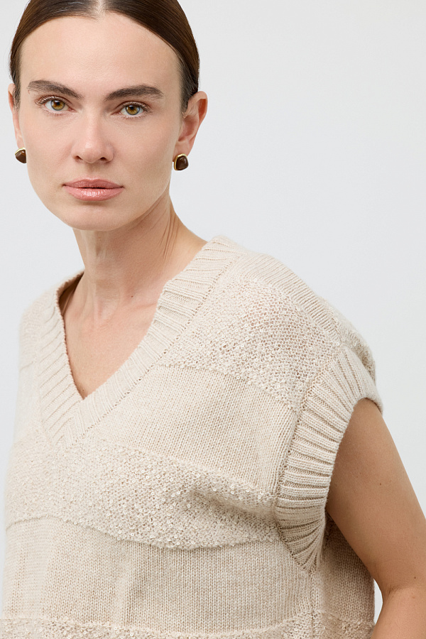 картинка Жилет от магазина Одежда+