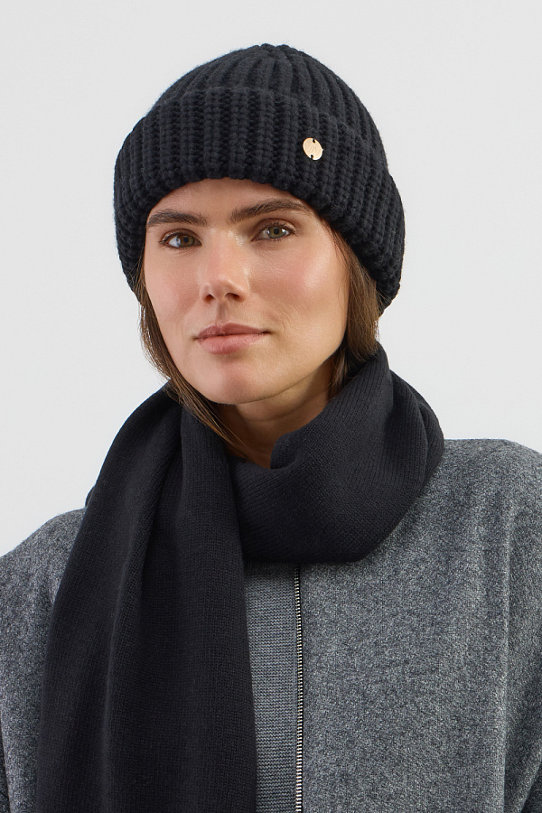 картинка Шапка вязаная с отворотом от магазина Одежда+