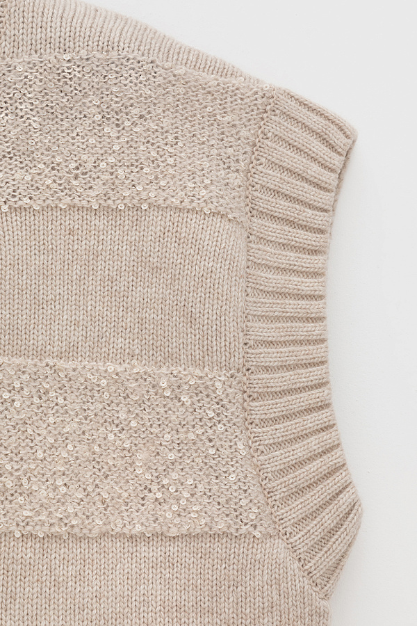 картинка Жилет от магазина Одежда+