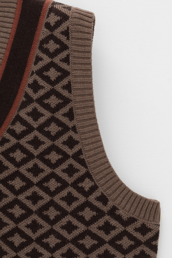 картинка Жилет от магазина Одежда+