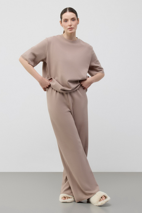 картинка Комплект футболка и брюки из вафельного хлопка от магазина Одежда+