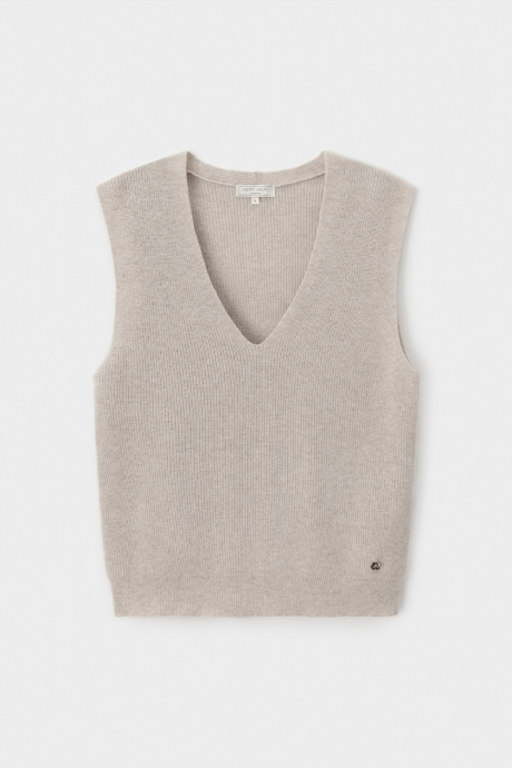 картинка Жилет от магазина Одежда+