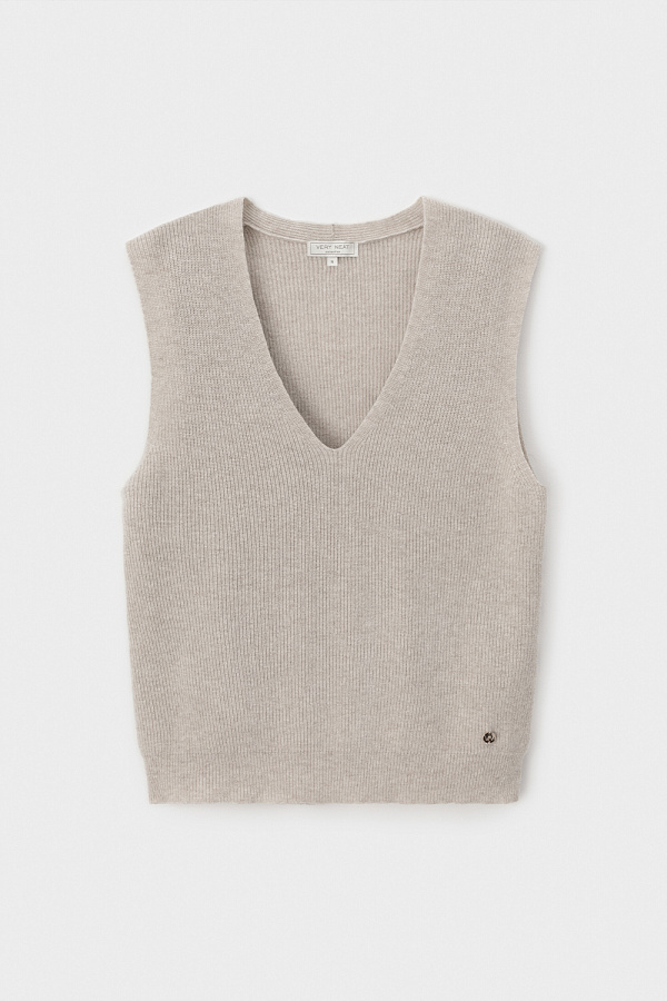 картинка Жилет от магазина Одежда+