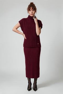 картинка Жилет с высоким воротом и с шерстью от магазина Одежда+