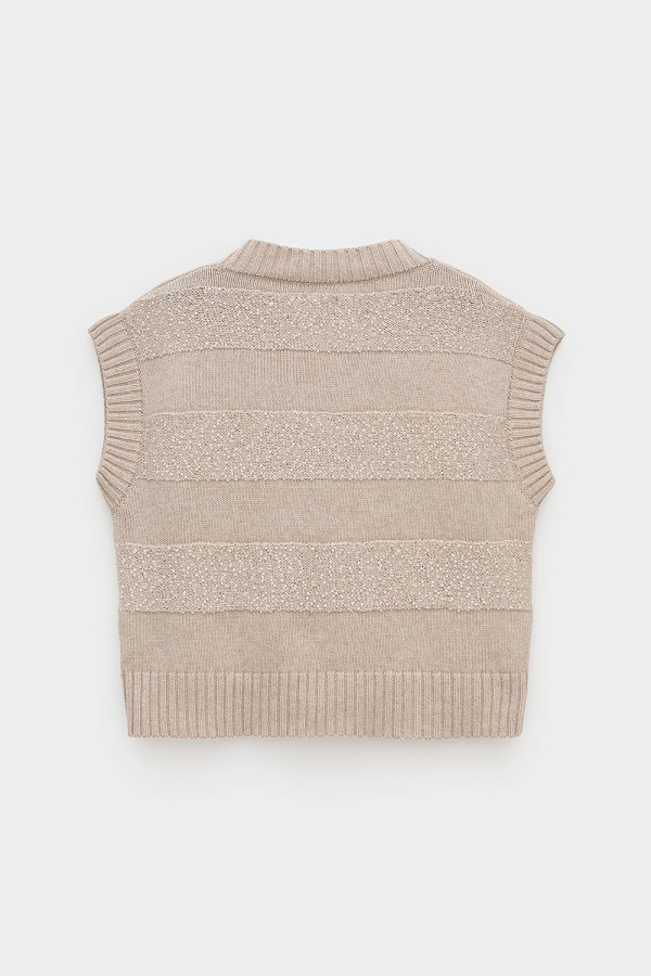 картинка Жилет от магазина Одежда+