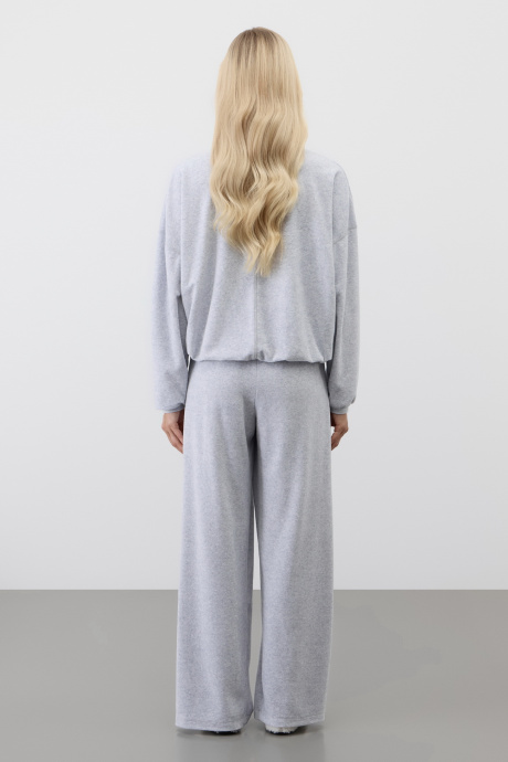 картинка Комплект джемпер и брюки из велюра от магазина Одежда+