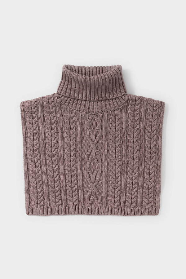 картинка Комлпект шапка и манишка от магазина Одежда+