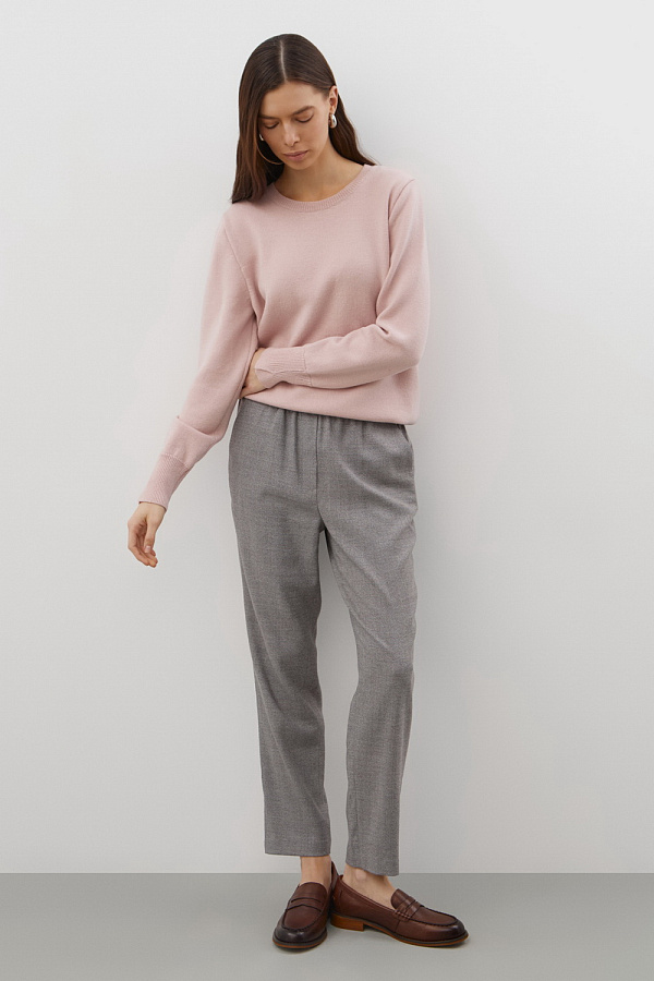 картинка брюки светло-серый от магазина Одежда+