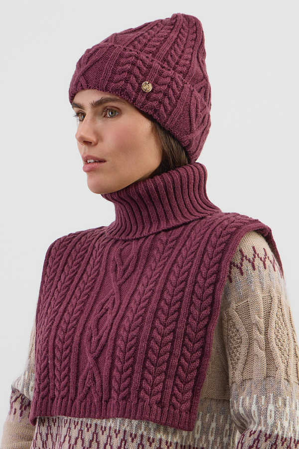 картинка Комлпект шапка и манишка от магазина Одежда+