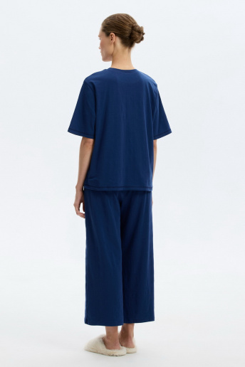 картинка Комплект футболка и брюки из гребенного хлопка от магазина Одежда+