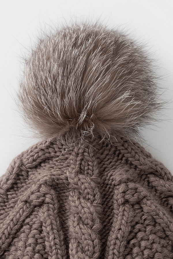 картинка Шапка вязаная от магазина Одежда+