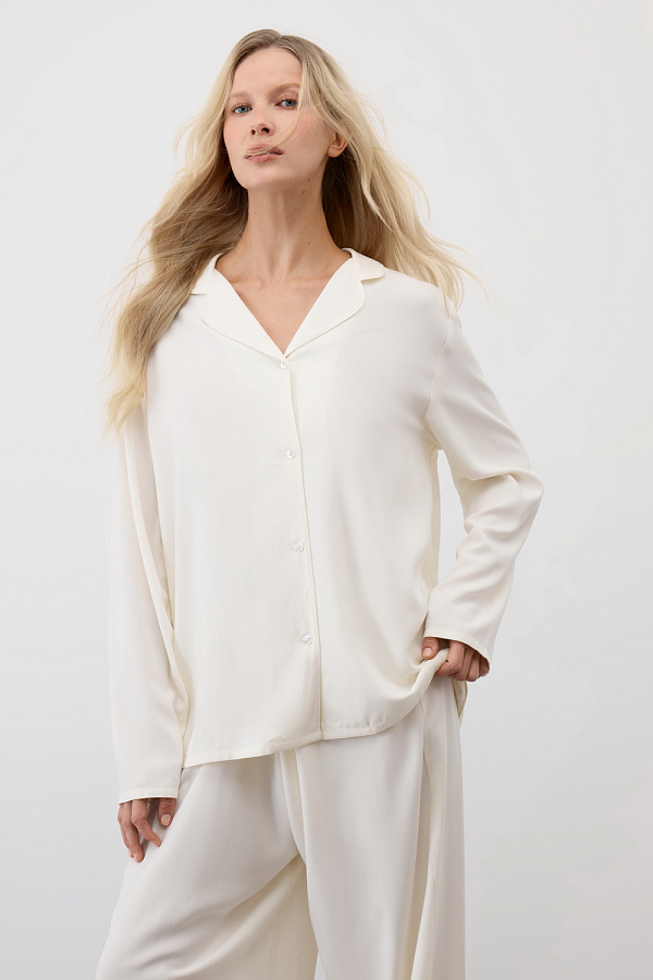 картинка Комплект рубашка и брюки из вискозы от магазина Одежда+