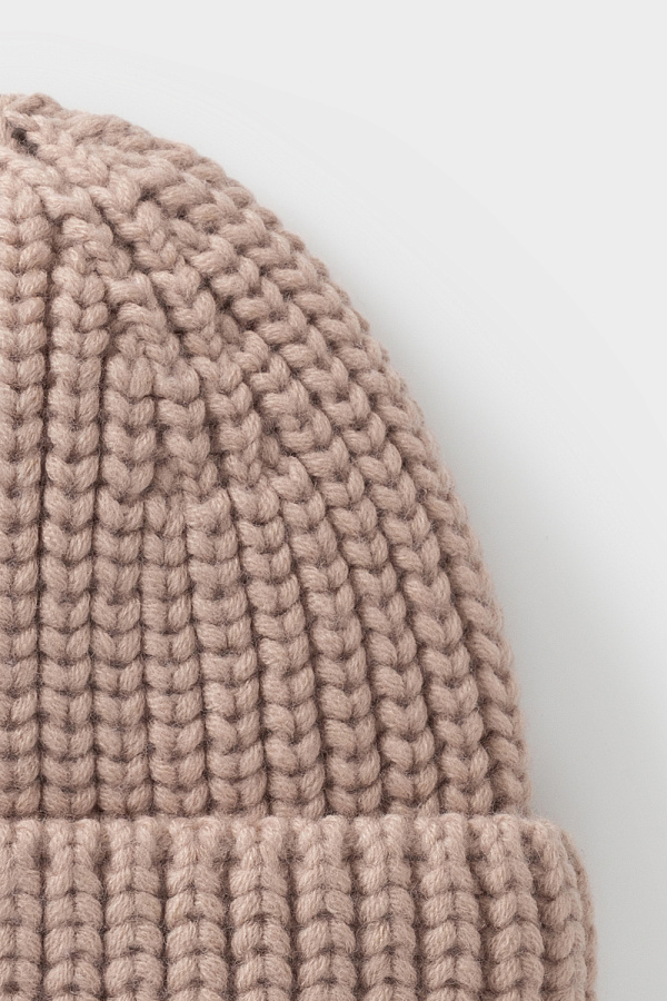 картинка Шапка вязаная с отворотом от магазина Одежда+