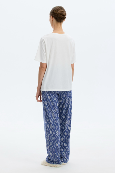 картинка Комплект футболка и брюки из хлопка с модалом от магазина Одежда+